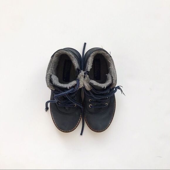 Zara navy blue boots GUC size 32(1youth) - Picture 3 of 5